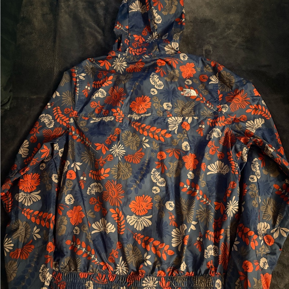 The North Face Red and Blue Floral Windbreaker - Picture 6 of 8
